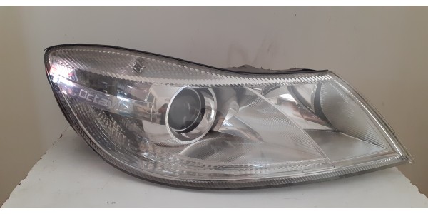 SKODA OCTAVİA SAĞ (10/12) HALOJEN MERCEKLİ